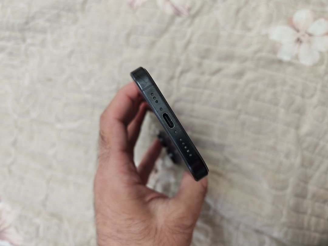 Apple iPhone 16 Pro Black Titanium 128GB/8GB — Smartfonlar, Bakı (4)