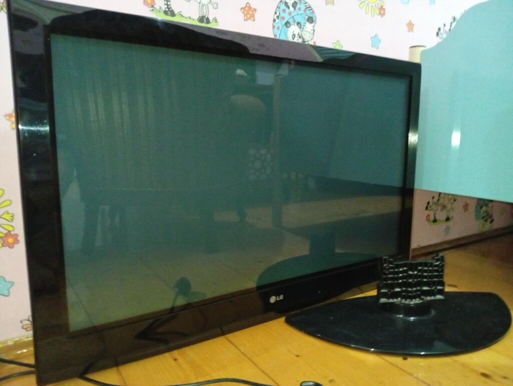 İşlənmiş Televizor LG DLED 43" HD (1366x768), Ünvandan götürmə — Televizorlar, Lənkəran (2)