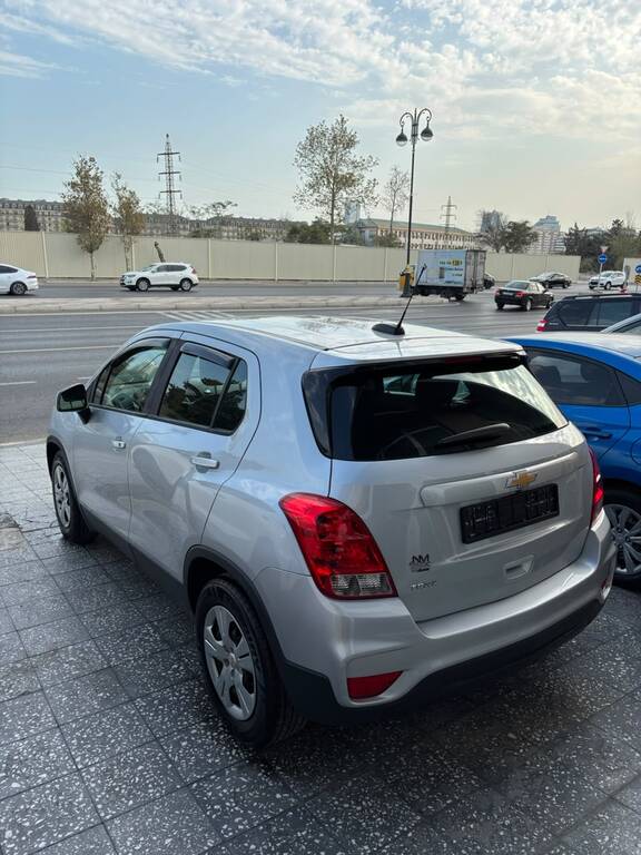 Chevrolet Trax, 1.4 L, 2018 il, 204 000 km — Avtomobillər, Bakı (6)