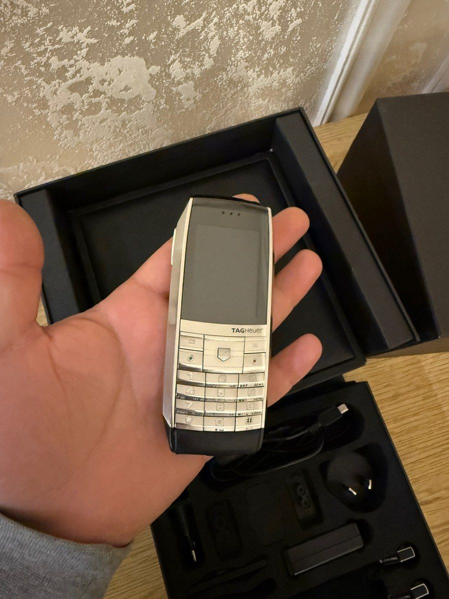 Tag Heuer — Smartfonlar, Bakı (10)