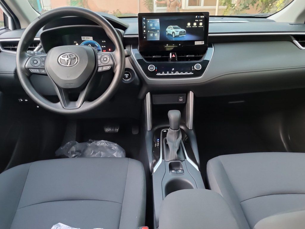 Toyota Corolla Cross, 2.0 L, 1.31 kWh, 2025 il, yeni — Avtomobillər, Bakı (10)