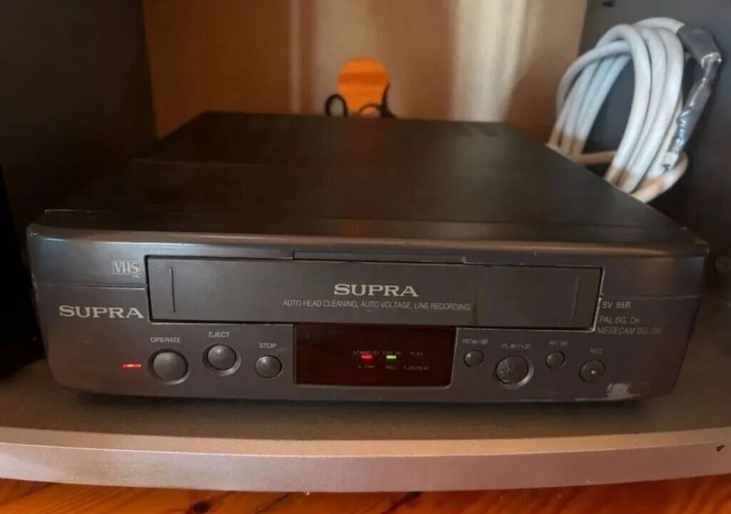 SUPRA VHS videomaqnitofon Xüsusiyyətlər: - VHS kasetlər üçün pleyer — TV və Video, Bakı (2)