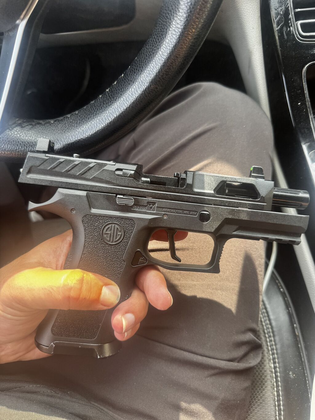 Original airsoft oyuncaq tapança. Korpus üzərində SIG Sauer loqosu və — Oyuncaqlar, Bakı (5)