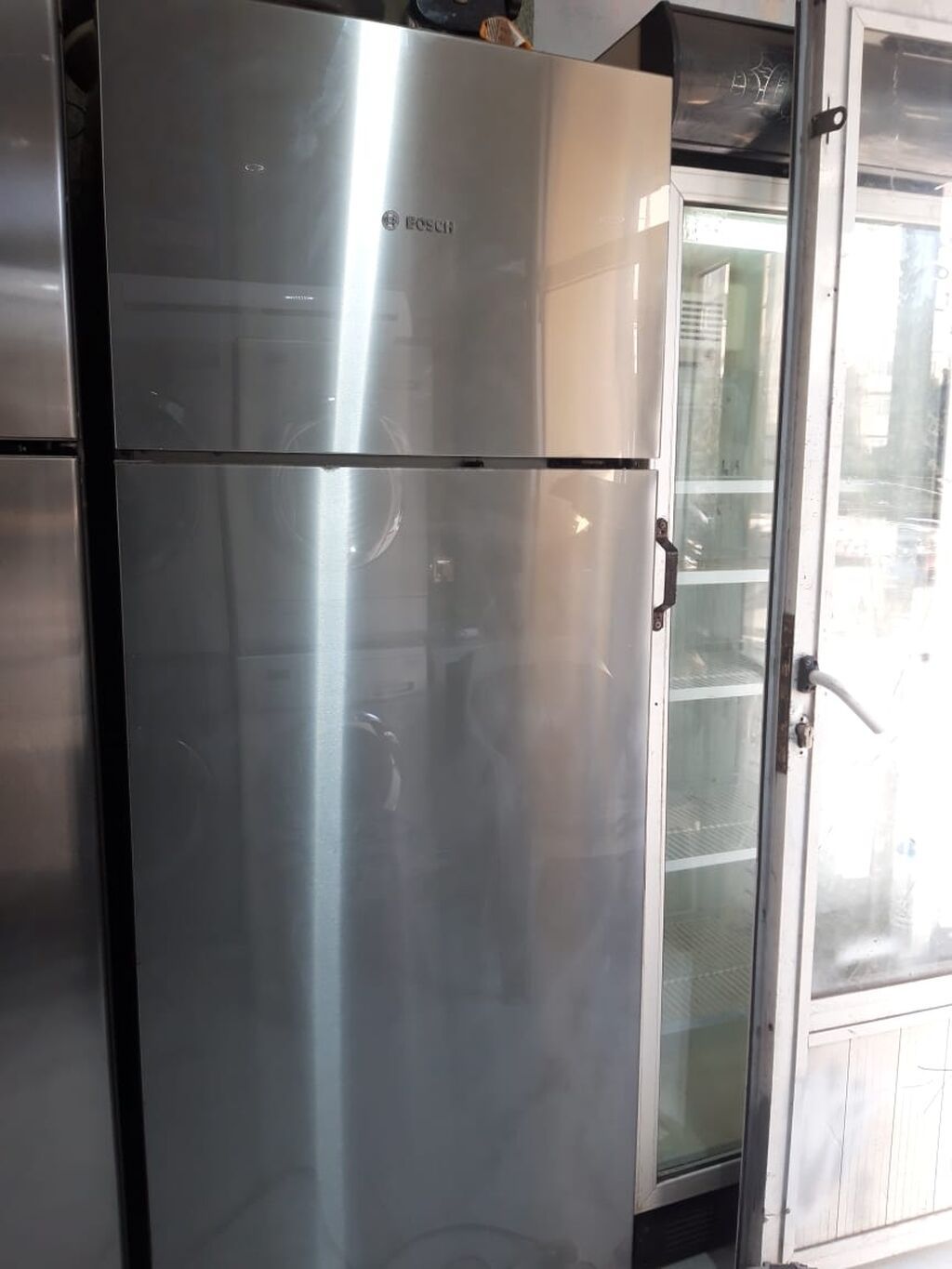 Bosch ikikameralı soyuducu, üstdən dondurucu, alt hissə soyuducu. - — Soyuducular, Bakı