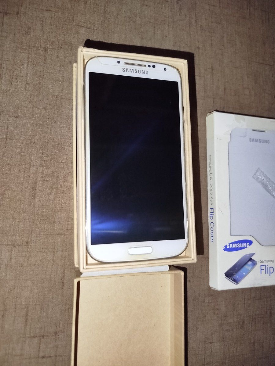 Samsung Galaxy S4 White Frost 16GB/2GB — Smartfonlar, Bakı (2)