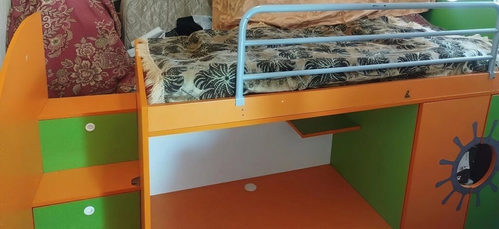 Oğlan və qız üçün, İşlənmiş, Təknəfərlik çarpayı — Mebel, Masazır (4)