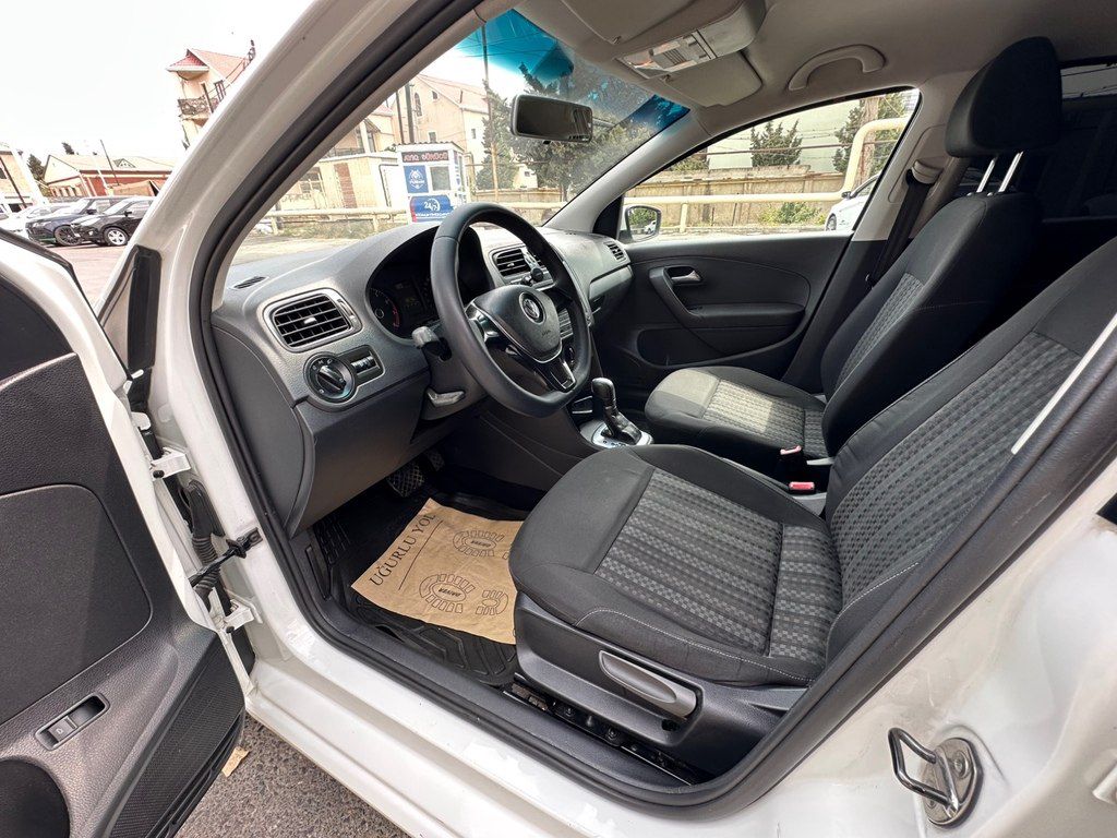 Volkswagen Polo, 1.6 L, 2018 il, 129 000 km — Avtomobillər, Bakı (7)