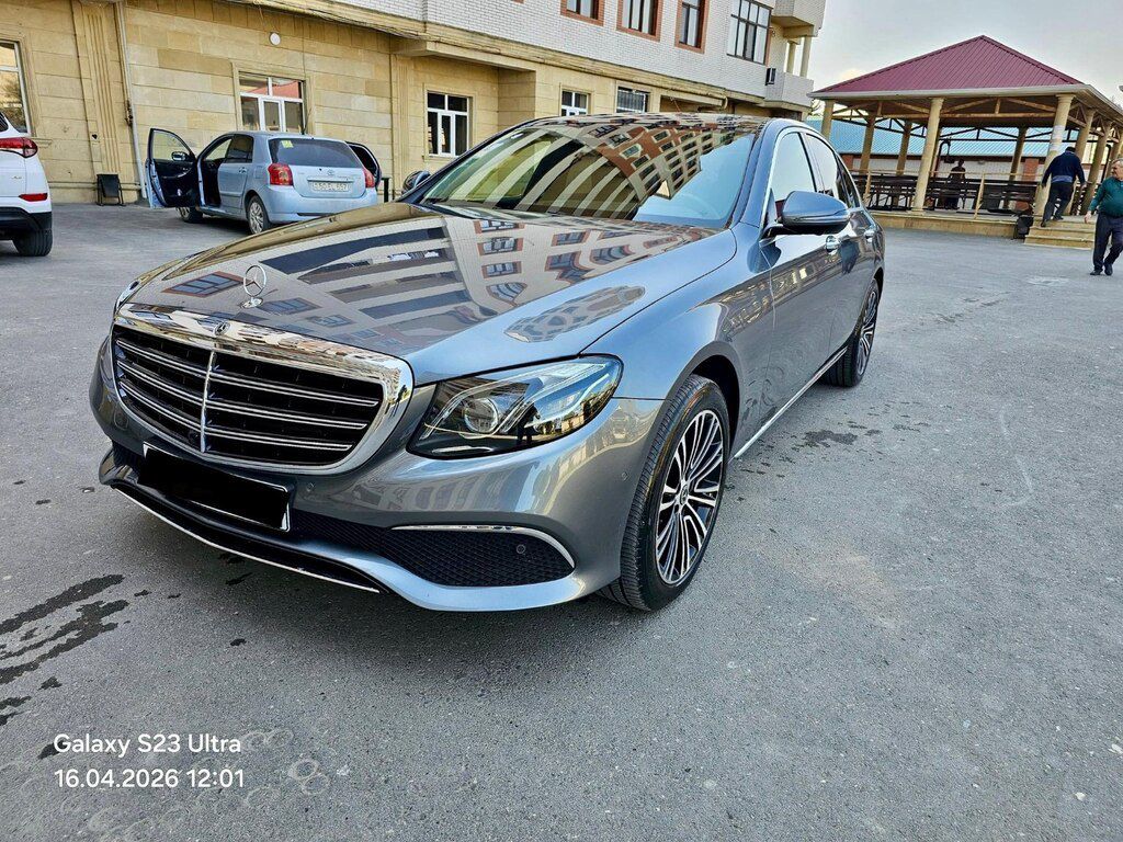 Mercedes E 300, 2.0 L, 2018 il, 119 400 km — Avtomobillər, Bakı (8)