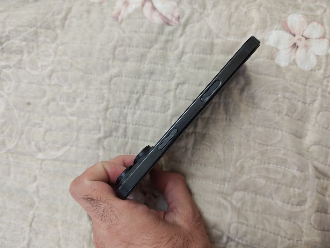 Apple iPhone 16 Pro Black Titanium 128GB/8GB — Smartfonlar, Bakı (3)
