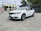 Kia Cerato, 1.6 L, 2010 il, 320 000 km — Автомобили