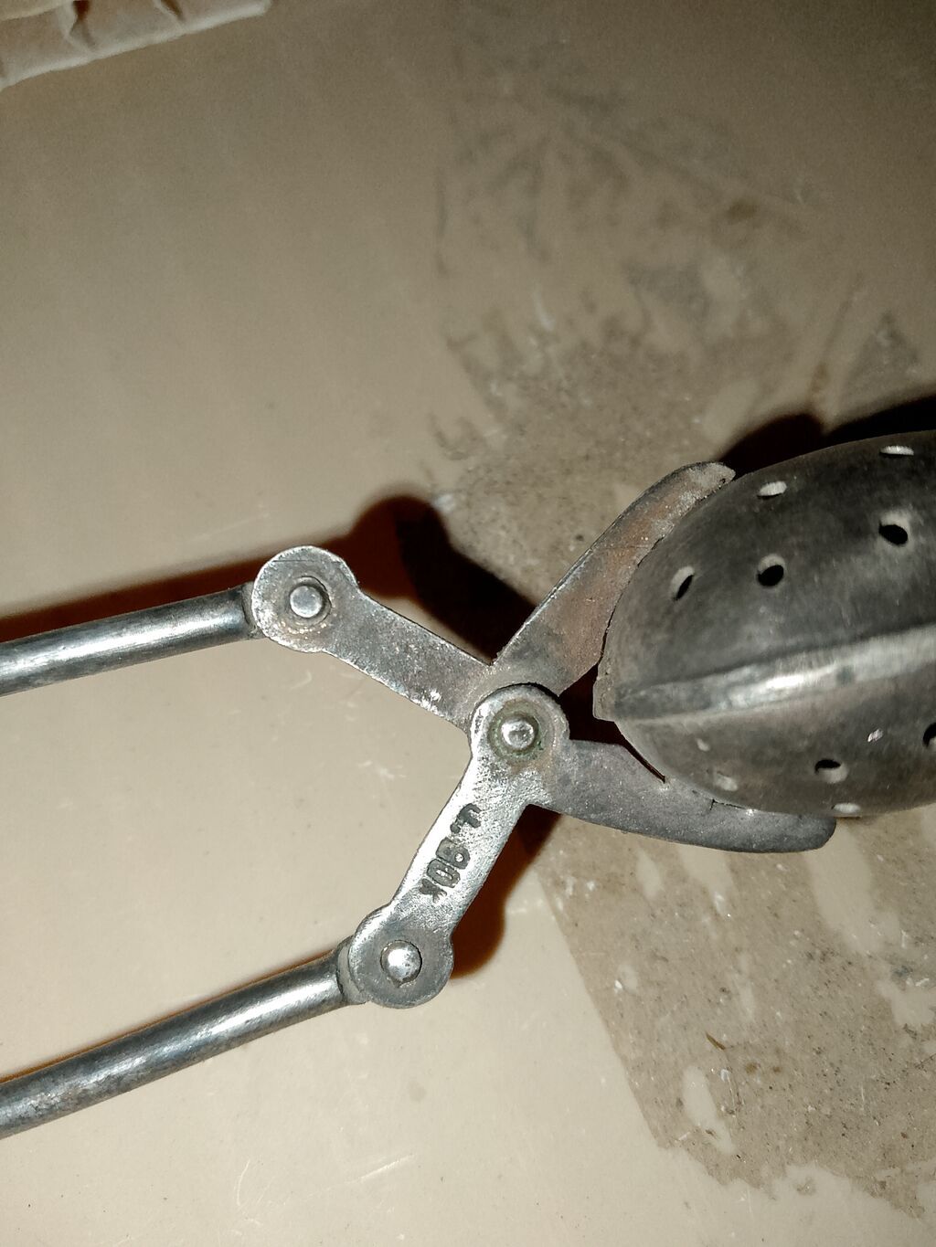 Dekorativ metal şamdan dəsti və qaşıq dəsti.Qədimi və dekarativ — Mallar, Digah (7)