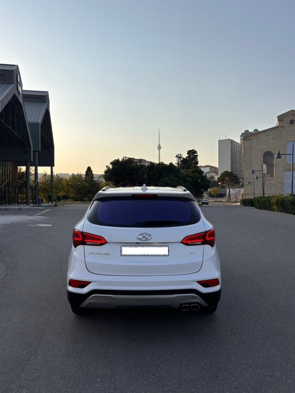 Hyundai Santa Fe, 2.0 L, 2017 il, 143 000 km — Avtomobillər, Bakı (4)