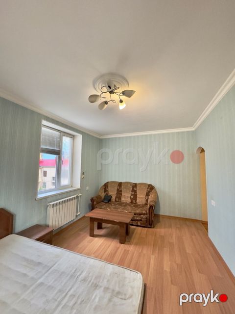 1-otaqlı mənzil kirayə verilir, Nizami m., 40 m²