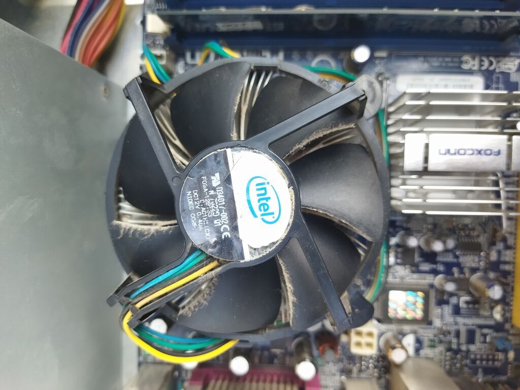 🖥️ Köhnə nəsil PC — ehtiyat hissələri üçün 📌 Prosessor: Intel Pentium — Elektronika, Bakı (8)