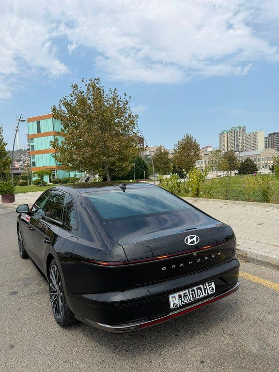 Hyundai Grandeur, 1.6 L, 1.49 kWh, 2023 il, 42 000 km — Avtomobillər, Bakı (8)