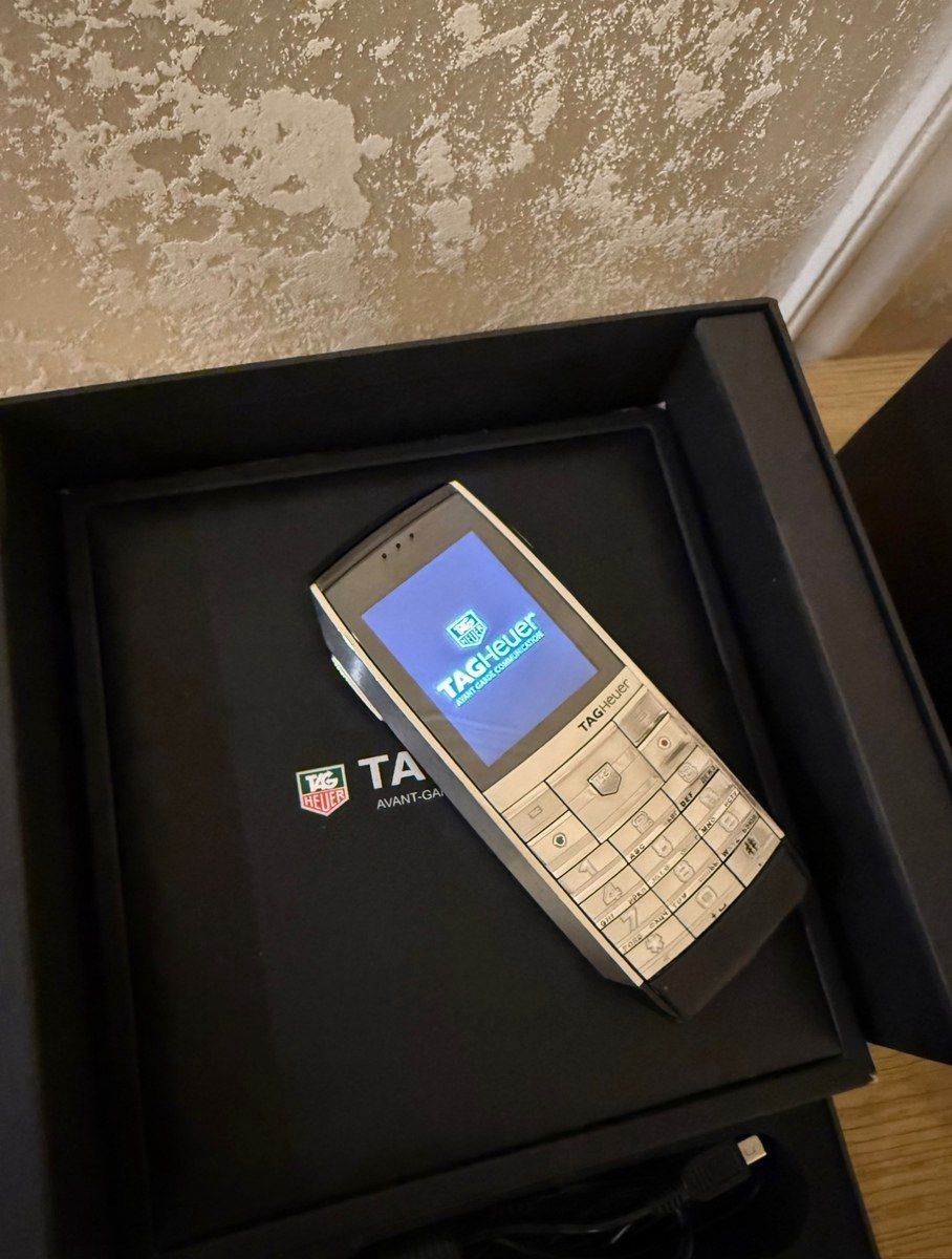 Tag Heuer — Smartfonlar, Bakı (4)