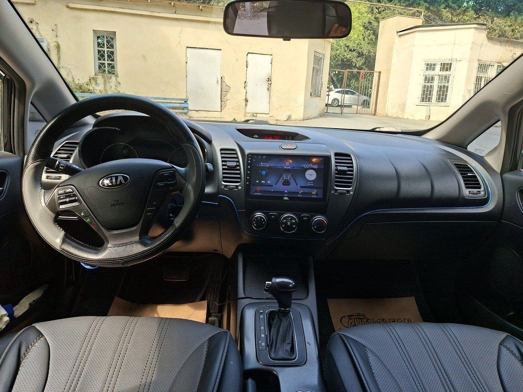 Kia Forte, 2.0 L, 2015 il, 243 011 km — Avtomobillər, Bakı (7)