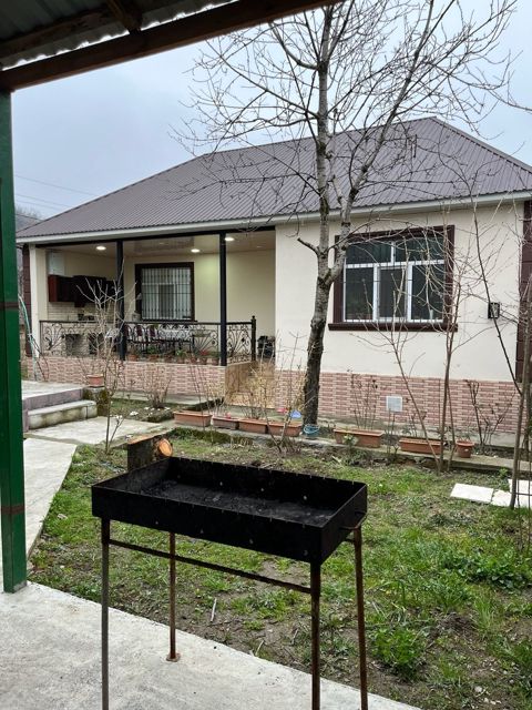 Bağ evi kirayə verilir, Qəbələ r.
