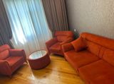 Divan dəsti 350azn satılır. Divan açılmır. Ünvan Ceyranbatan (aml) — Mebel