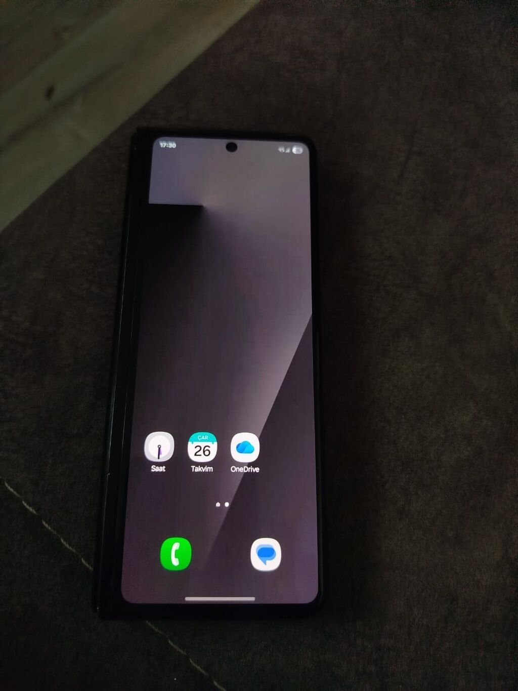 Salam Samsung Z Fold 3 qatlanan telefon satılır. sadəcə iç ekranı — Elektronika, Bakı (5)