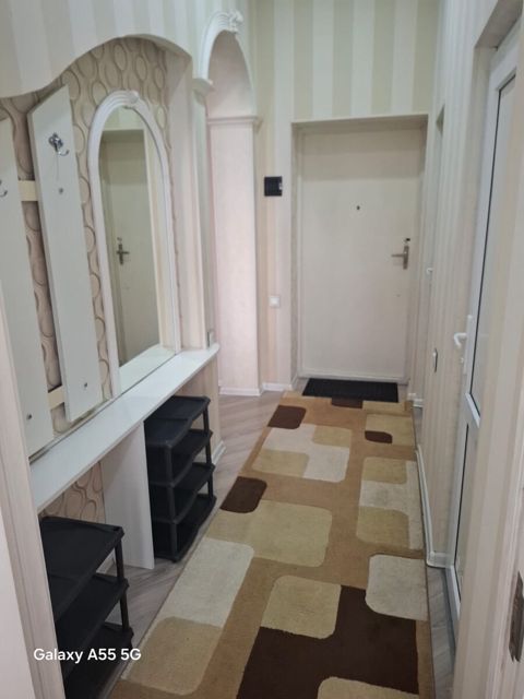 2-otaqlı mənzil kirayə verilir, Heydər Əliyev pr., 70 m²