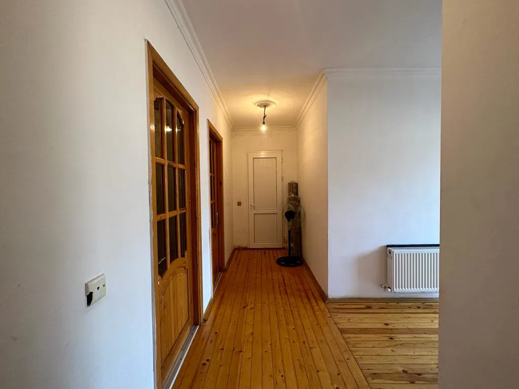 5 otaqlı həyət evi 250 m² satılır — Daşınmaz əmlak