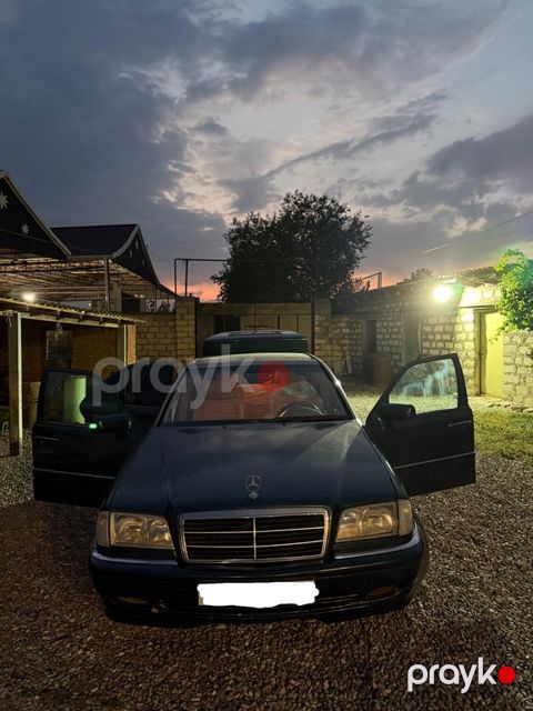Mercedes C 180, 1.8 L, 1997 il, 528 000 km