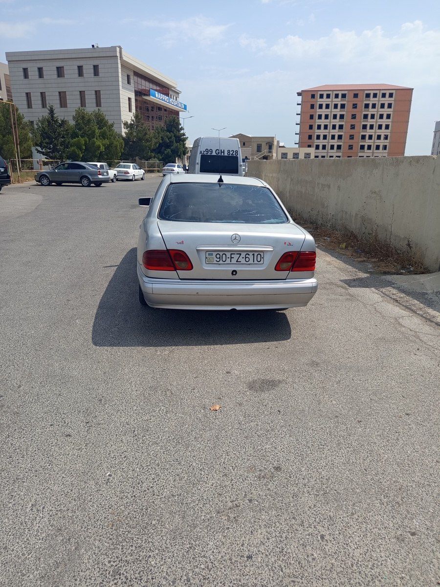 Mercedes E 220, 1997 il — Avtomobillər, Bakı (2)