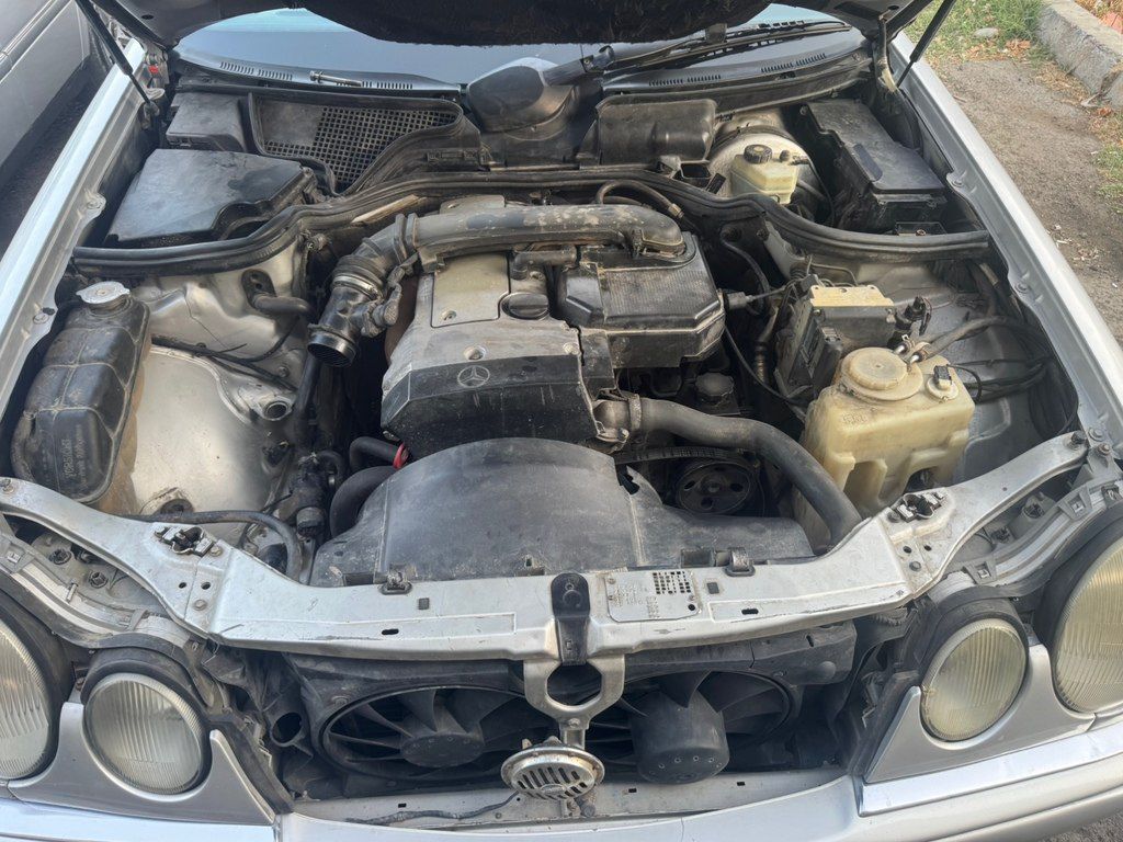 Mercedes E 200, 2.0 L, 1996 il, 584 965 km — Avtomobillər, Bərdə (8)