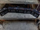 12V quru tip akkumulyatorlar dəsti. Şəkildə müxtəlif markalara aid — Cars