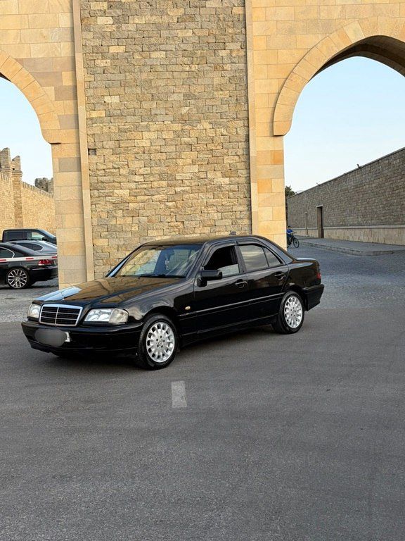 Mercedes C 200, 2.0 L, 1995 il, 383 000 km — Avtomobillər, Bakı (9)
