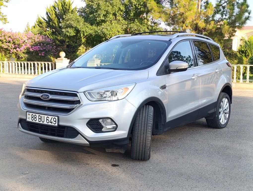 Ford Escape, 1.5 L, 2017 il, 207 000 km — Avtomobillər, Saatlı (2)