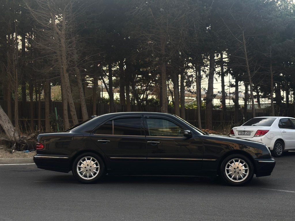 Mercedes E 220, 2.2 L, 2001 il, 345 621 km — Avtomobillər, Sumqayıt (5)