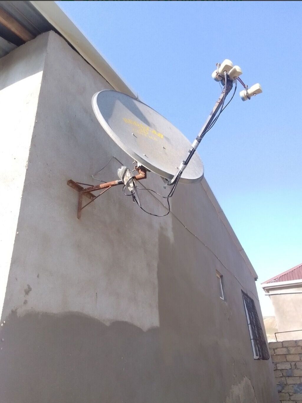 Peyk antenn sistemi - Divara quraşdırılan dairəvi peyk antenna (ofset — TV və Video, Bakı