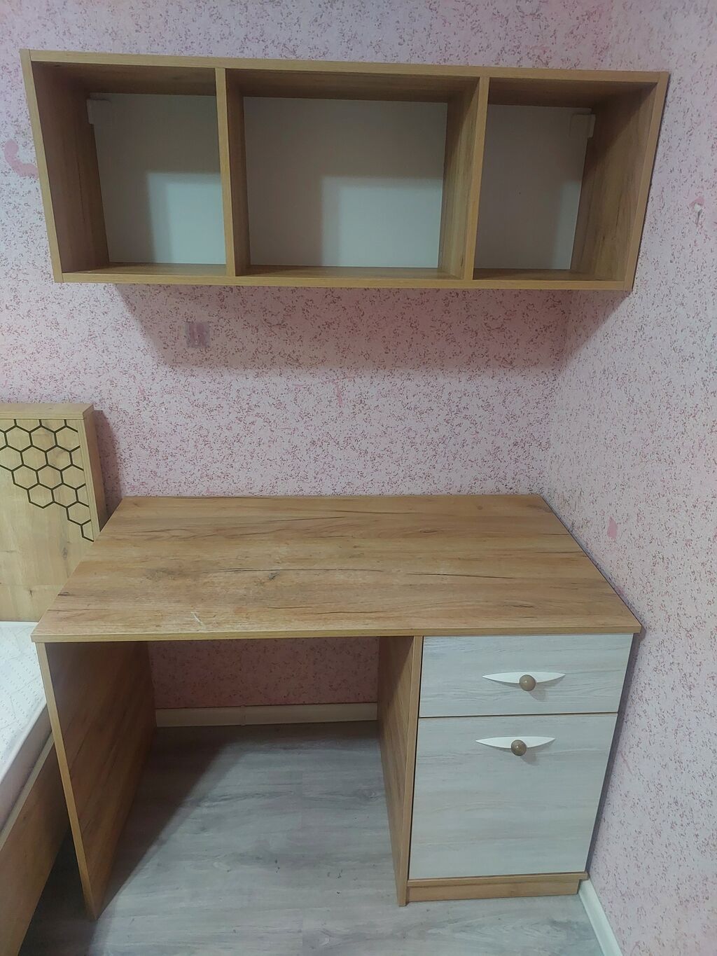 Yazı masası və divar rəfi dəsti. 📌Təcili Satılır Mebelin heç bir — Mebel, Bakı (2)