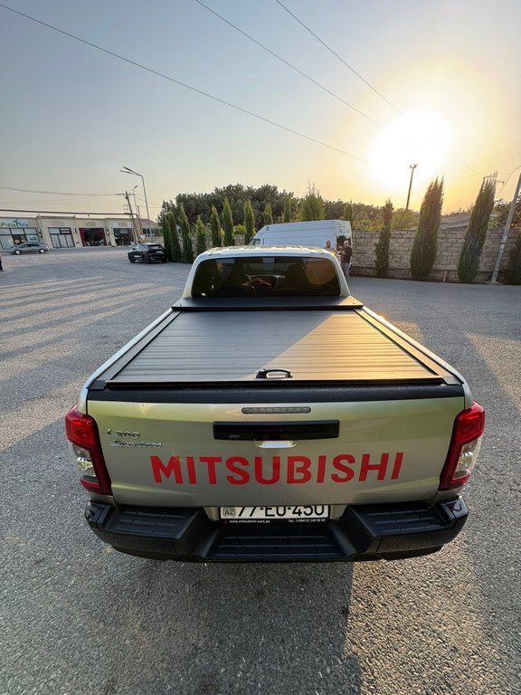 Mitsubishi L200, 2.4 L, 2022 il, 45 000 km — Avtomobillər, Bakı (10)