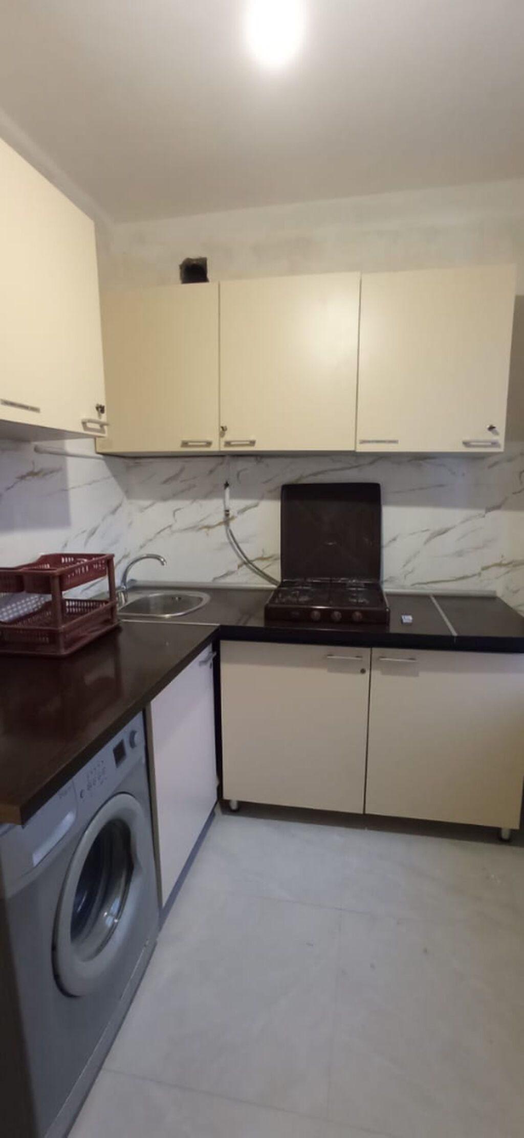 Razinde köhnə Dvaresle üzbəüz Icranın yaxınlığında 2ci mertebede 2 — Daşınmaz əmlak, Bakı (3)