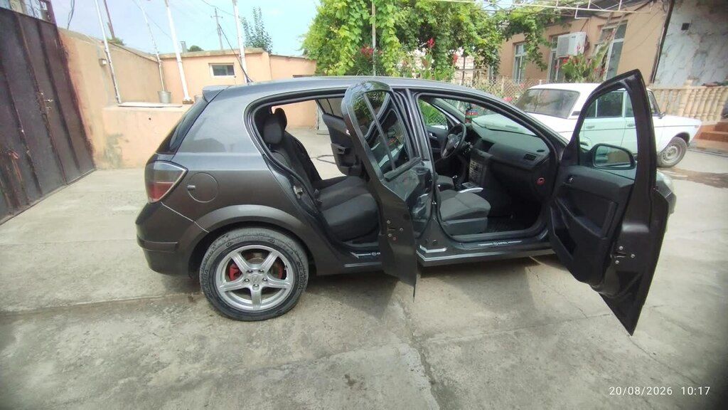 Opel Astra, 1.4 L, 2010 il, 269 000 km — Avtomobillər, Qazax (12)
