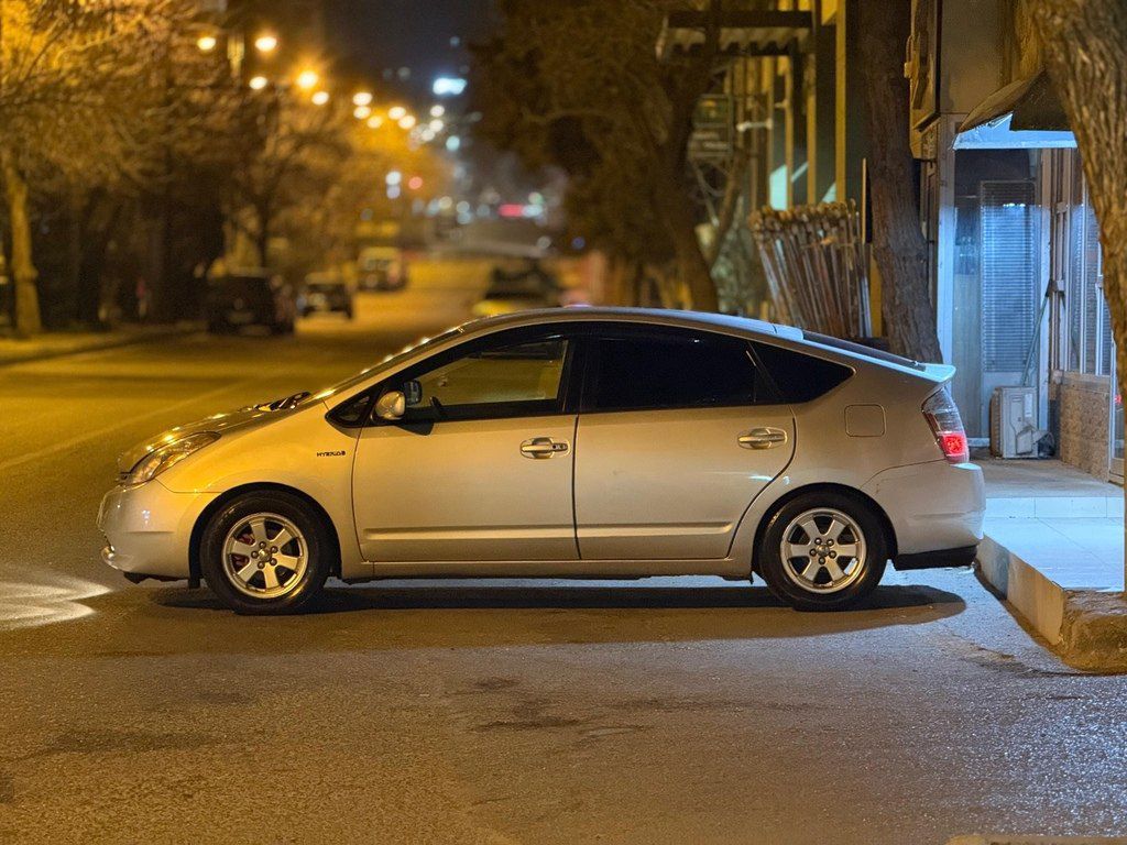 Toyota Prius, 1.5 L, 1.3 kWh, 2008 il, 300 000 km — Avtomobillər, Bakı (2)