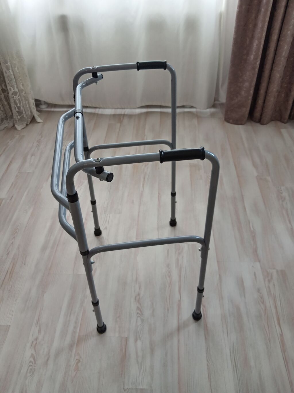 Yeriş üçün tənzimlənən yürüyən çərçivə - Material: yüngül, möhkəm — Mallar, Sumqayıt (4)