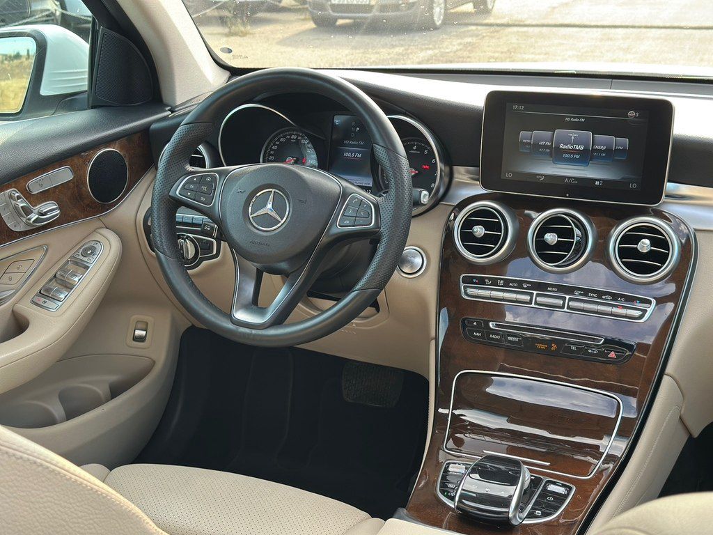 Mercedes GLC 300 4MATIC Coupe, 2.0 L, 2017 il, 131 000 km — Avtomobillər, Bakı (9)