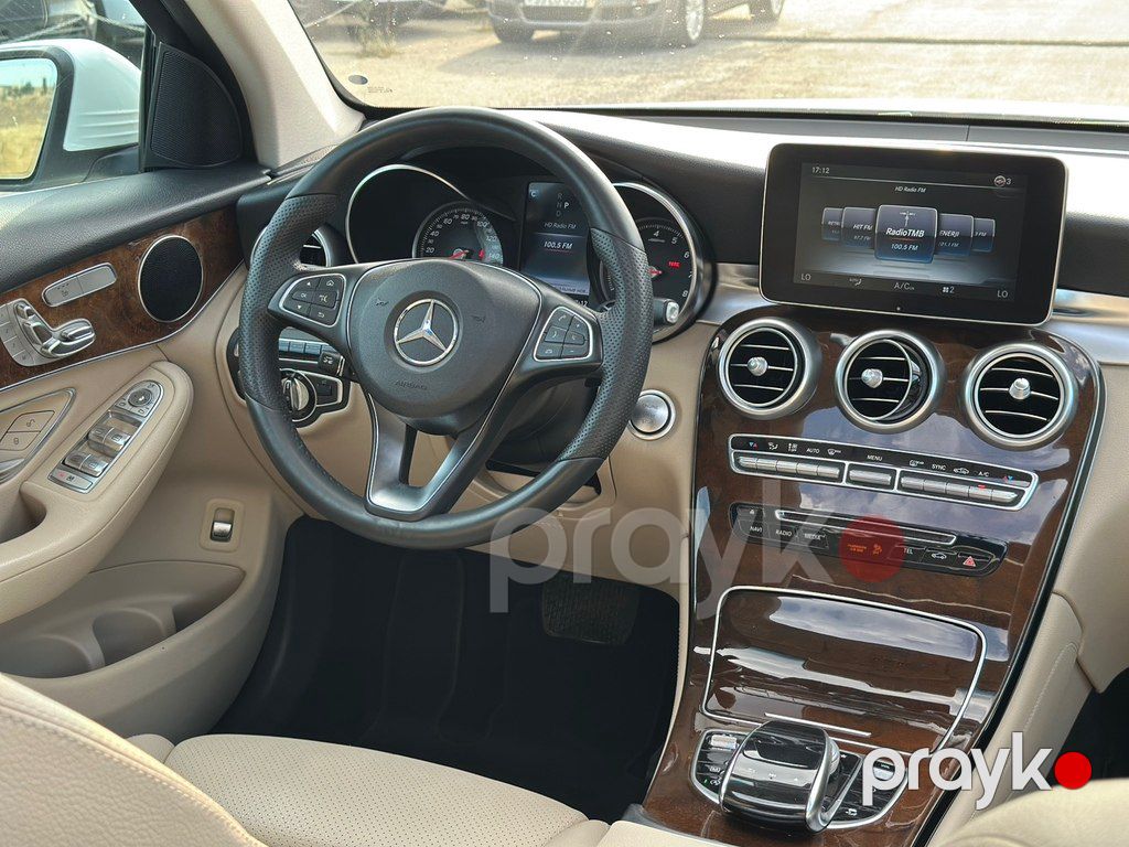 Mercedes GLC 300 4MATIC Coupe, 2.0 L, 2017 il, 131 000 km — Avtomobillər, Bakı (9)