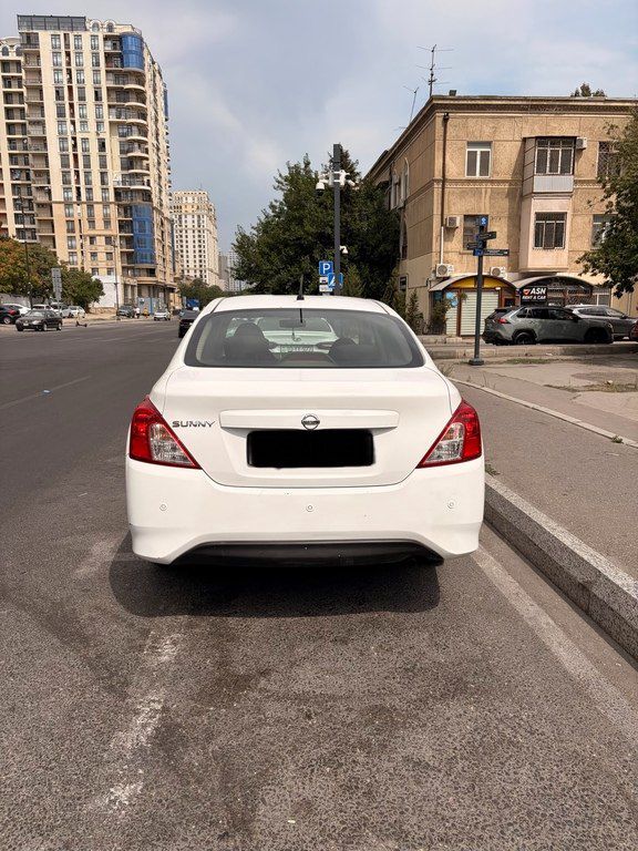 Nissan Sunny, 1.5 L, 2015 il, 226 800 km — Avtomobillər, Bakı (2)