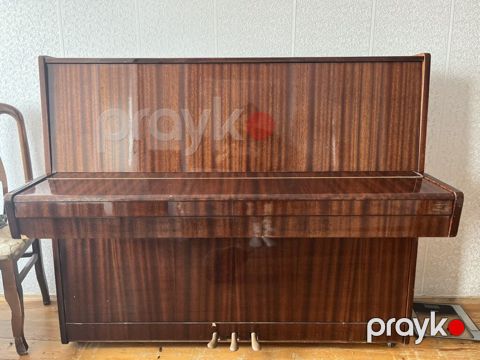 Piano, Belarus, Akustik, İşlənmiş