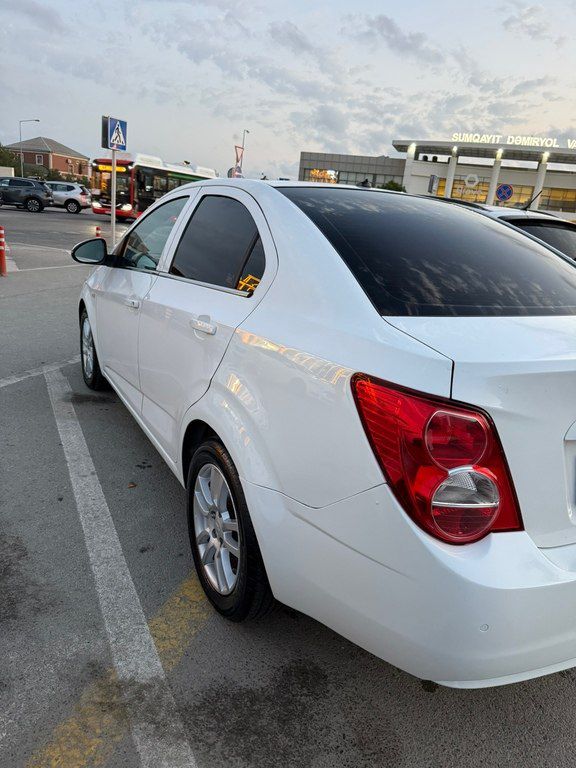 Chevrolet Aveo, 1.6 L, 2011 il, 221 000 km — Avtomobillər, Sumqayıt (12)