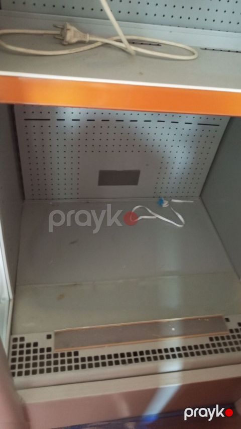 Təcili satılır Endirim var yaxşı veziyyetdedir Real alıcılar əlaqə