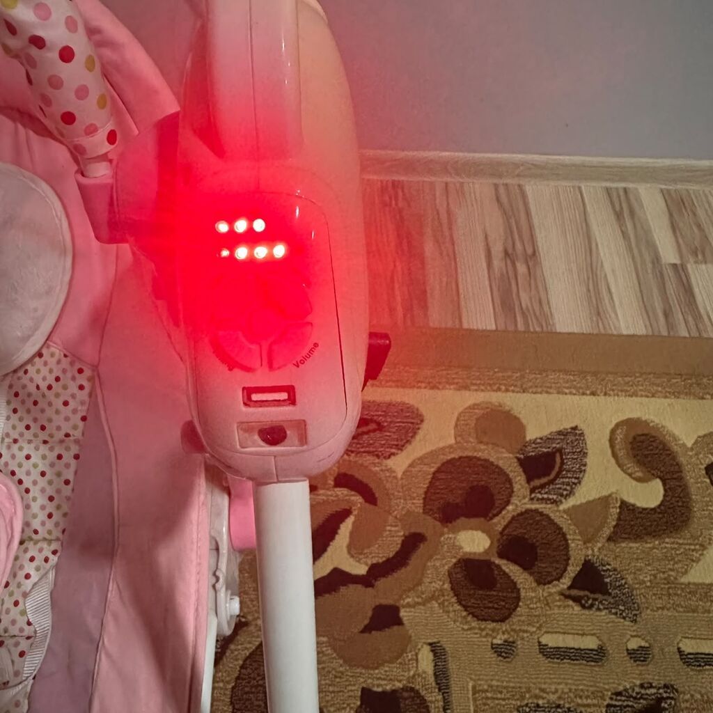 Uşaq üçün elektrikli yelləncək-beşik. Çəhrayı rəngdə, yumşaq — Mebel, Digah (6)