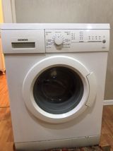 Siemens paltaryuyan maşın, ön yükləməli model. Ağ rəngdə korpus və — Məişət texnikası