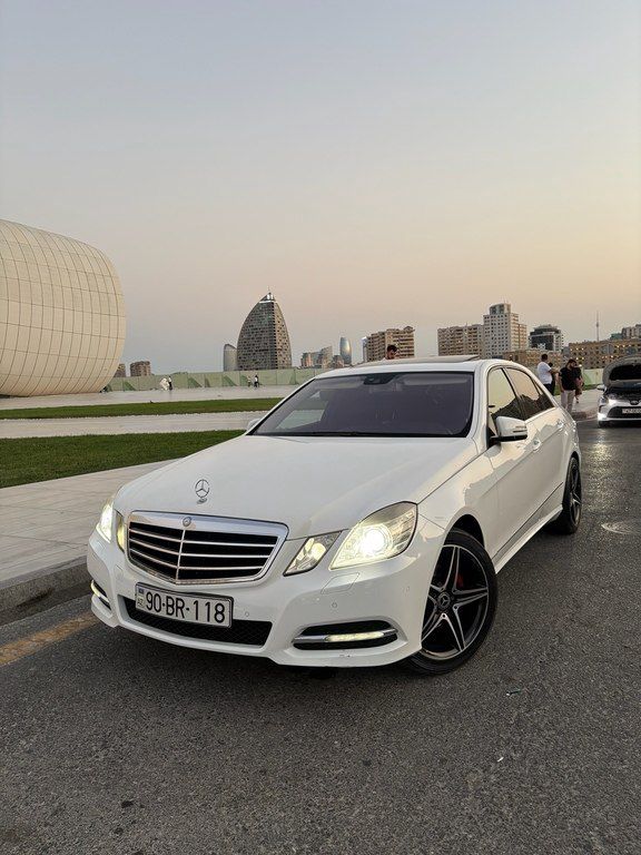 Mercedes E 200, 1.8 L, 2012 il, 239 525 km — Avtomobillər, Bakı