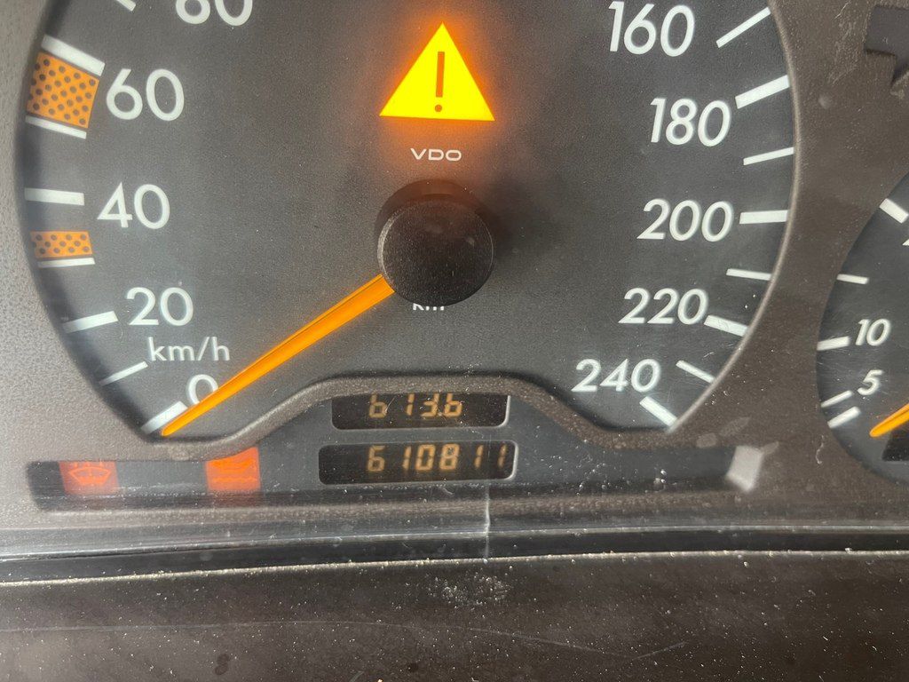 Mercedes E 230, 2.3 L, 1997 il, 610 000 km — Avtomobillər, Bakı (5)